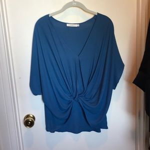 Lush twisted blue top